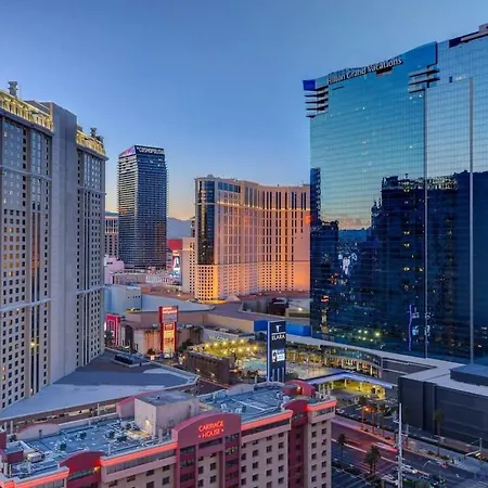 Mgm Signature-32-607 F1 Track & Strip View Balcony Las Vegas Extérieur photo